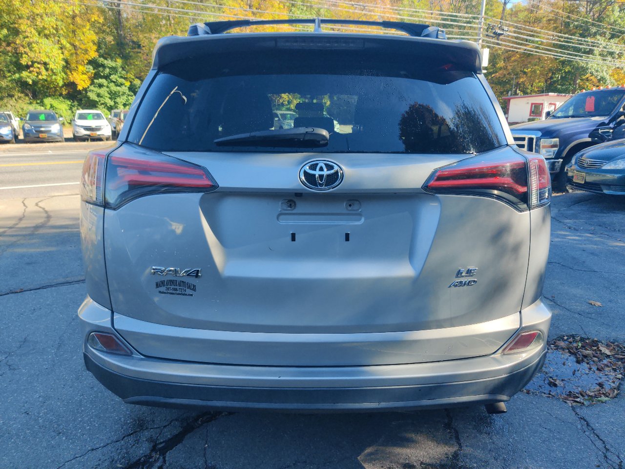 Used 2016 Toyota RAV4 LE image 5