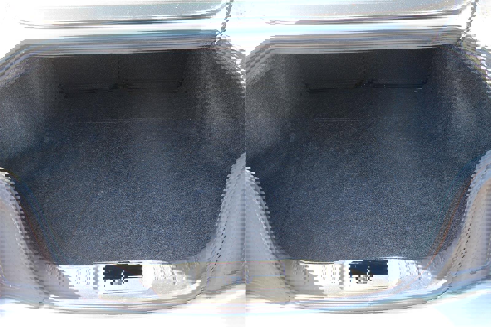 Used 2019 Ford Mustang Premium image 7