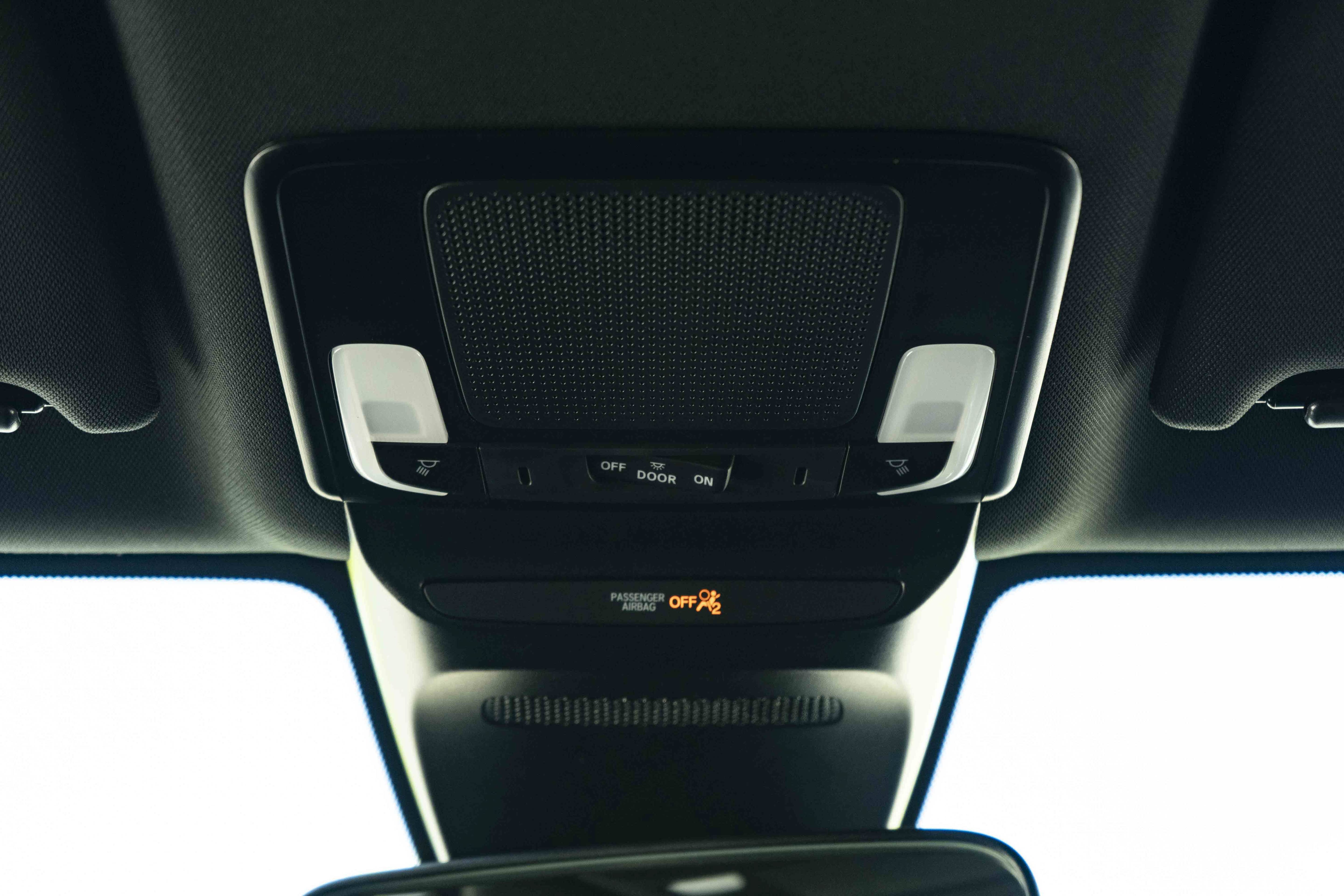 Certified 2025 Honda HR-V Sport image 36