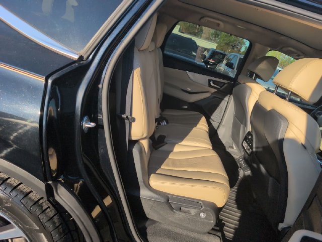 Used 2023 Acura MDX w/ Technology Package FWD image 30