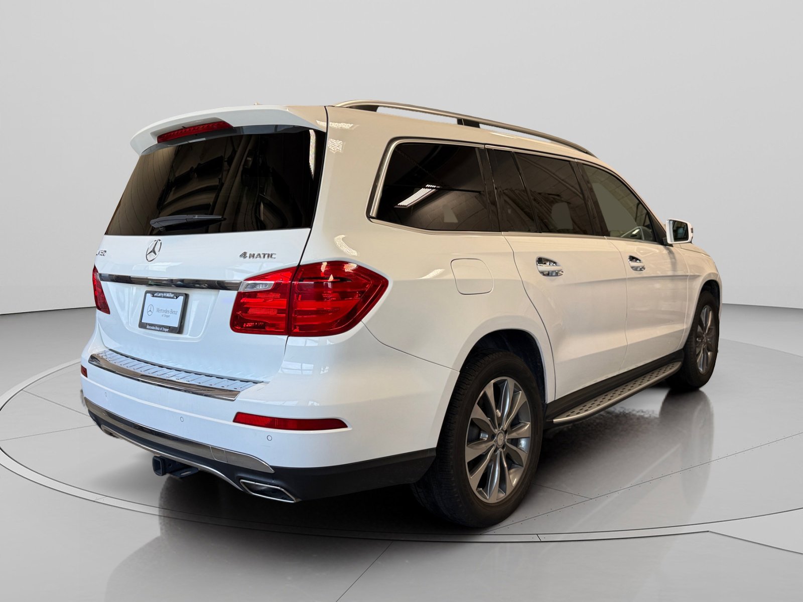 Certified 2015 Mercedes-Benz GL 450 4MATIC image 5