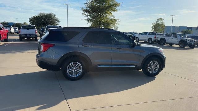 Used 2022 Ford Explorer XLT RWD image 2