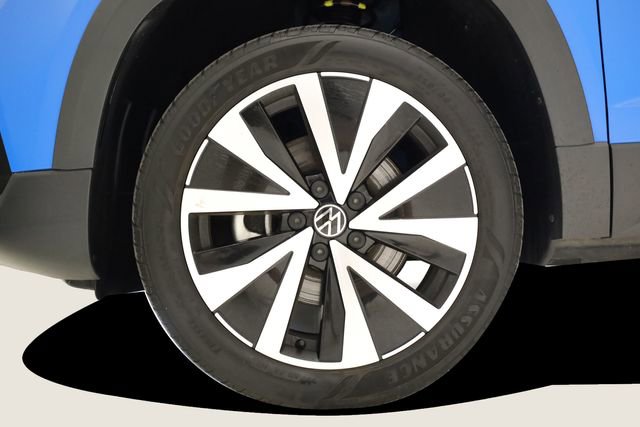 Used 2022 Volkswagen Taos SE image 9
