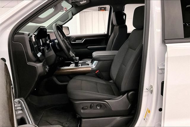 Used 2024 Chevrolet Silverado 1500 RST AWD/4WD image 24