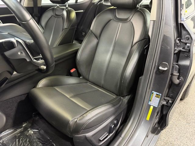 Used 2021 Genesis G70 2.0T image 20