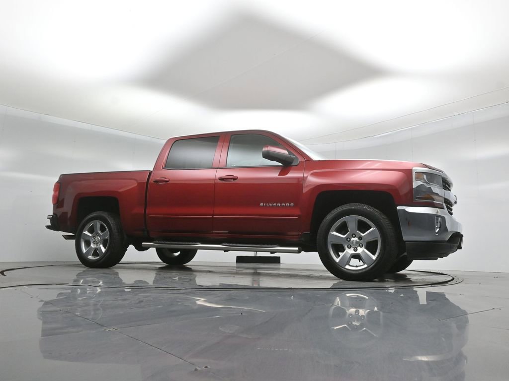 Used 2018 Chevrolet Silverado 1500 LT w/ All Star Edition image 4