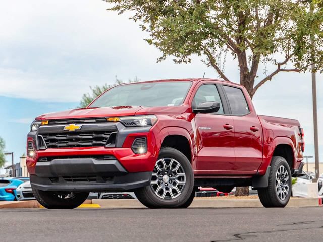 Certified 2023 Chevrolet Colorado LT w/ LT Convenience Package III AWD/4WD image 1