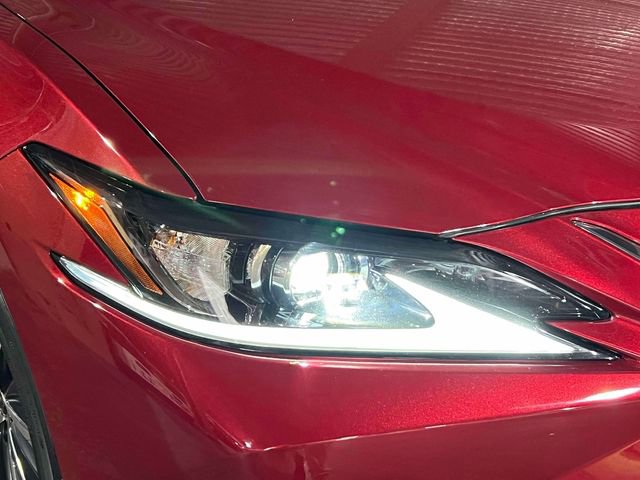 Certified 2025 Lexus ES 300h w/ Premium Package FWD image 12