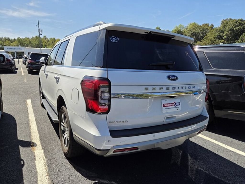 Used 2023 Ford Expedition Limited RWD image 5