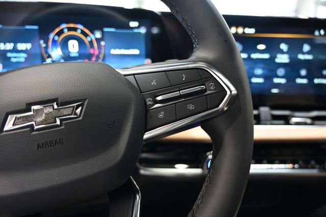 New 2026 Chevrolet Equinox ACTIV w/ Convenience Package III FWD image 24
