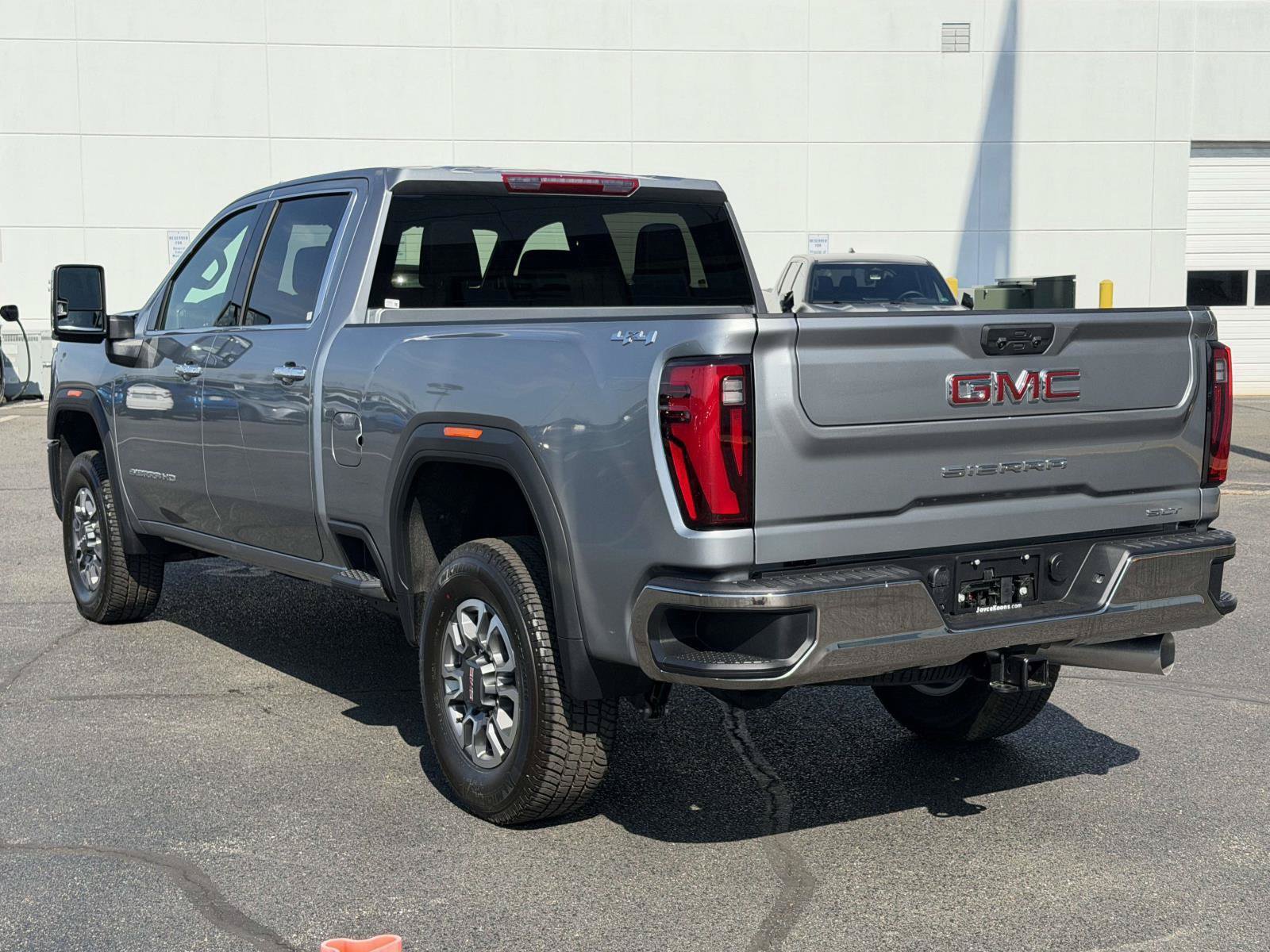 New 2026 GMC Sierra 2500 SLT w/ Max Trailering Package AWD/4WD image 3