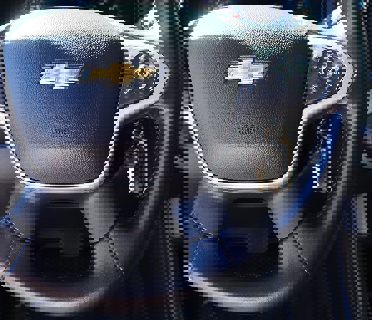 Used 2022 Chevrolet Colorado LT w/ Fleet Safety Package image 45