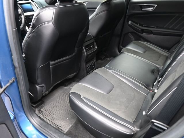 Used 2019 Ford Edge ST w/ Convenience Package image 16