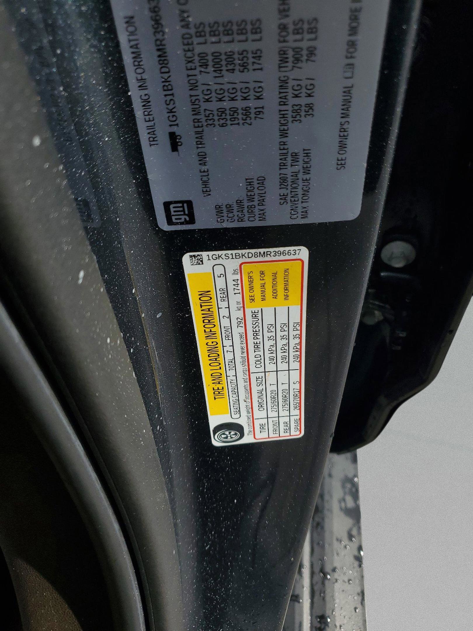 Used 2021 GMC Yukon SLT w/ SLT Premium Package image 32