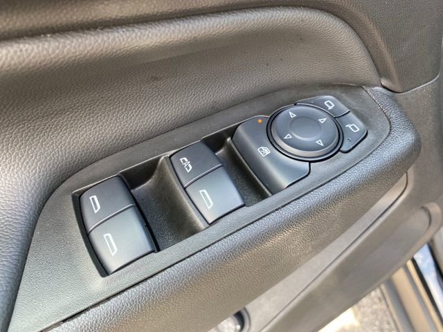 Certified 2024 Chevrolet Equinox LT FWD image 17