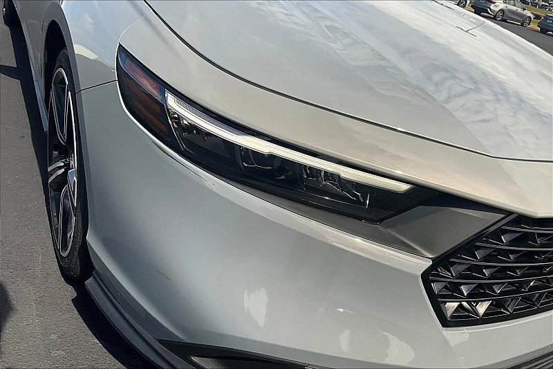 Used 2024 Honda Accord Sport image 23