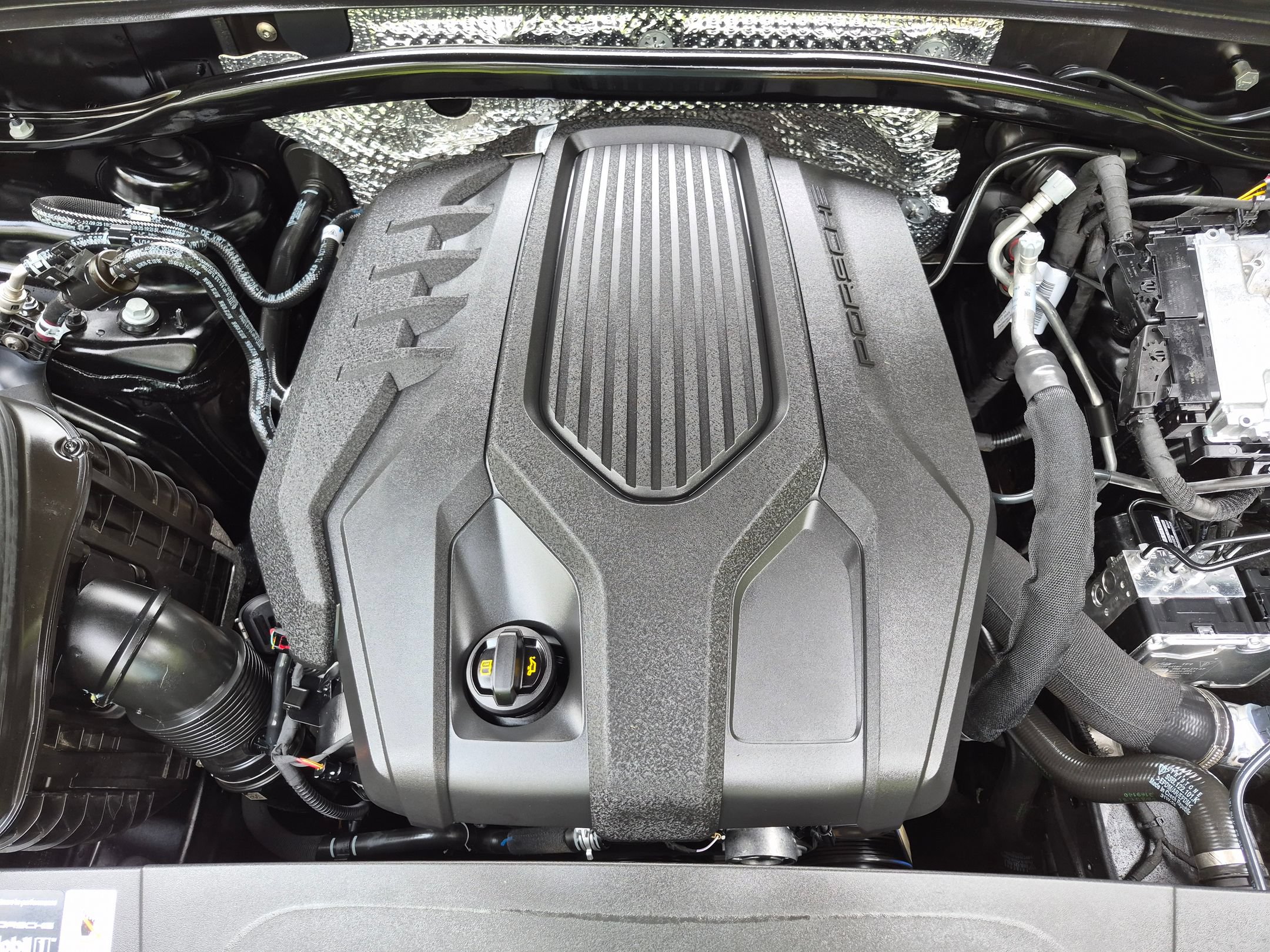 Certified 2026 Porsche Macan AWD/4WD image 35