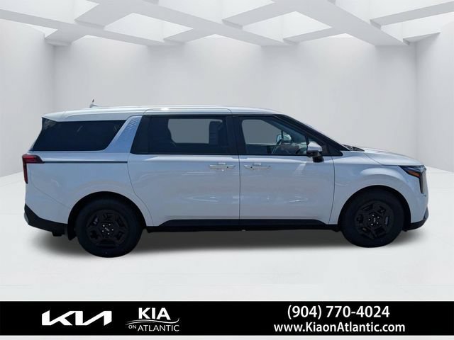 New 2026 Kia Carnival FWD image 2