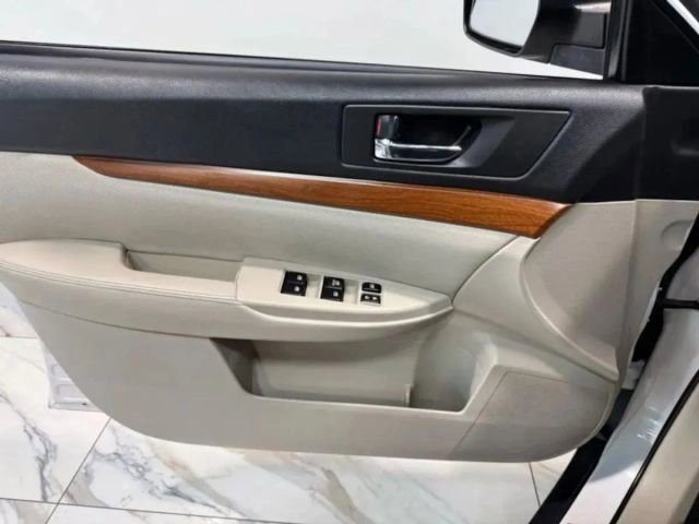 Used 2013 Subaru Outback 2.5i Limited w/ Moonroof Pkg image 45