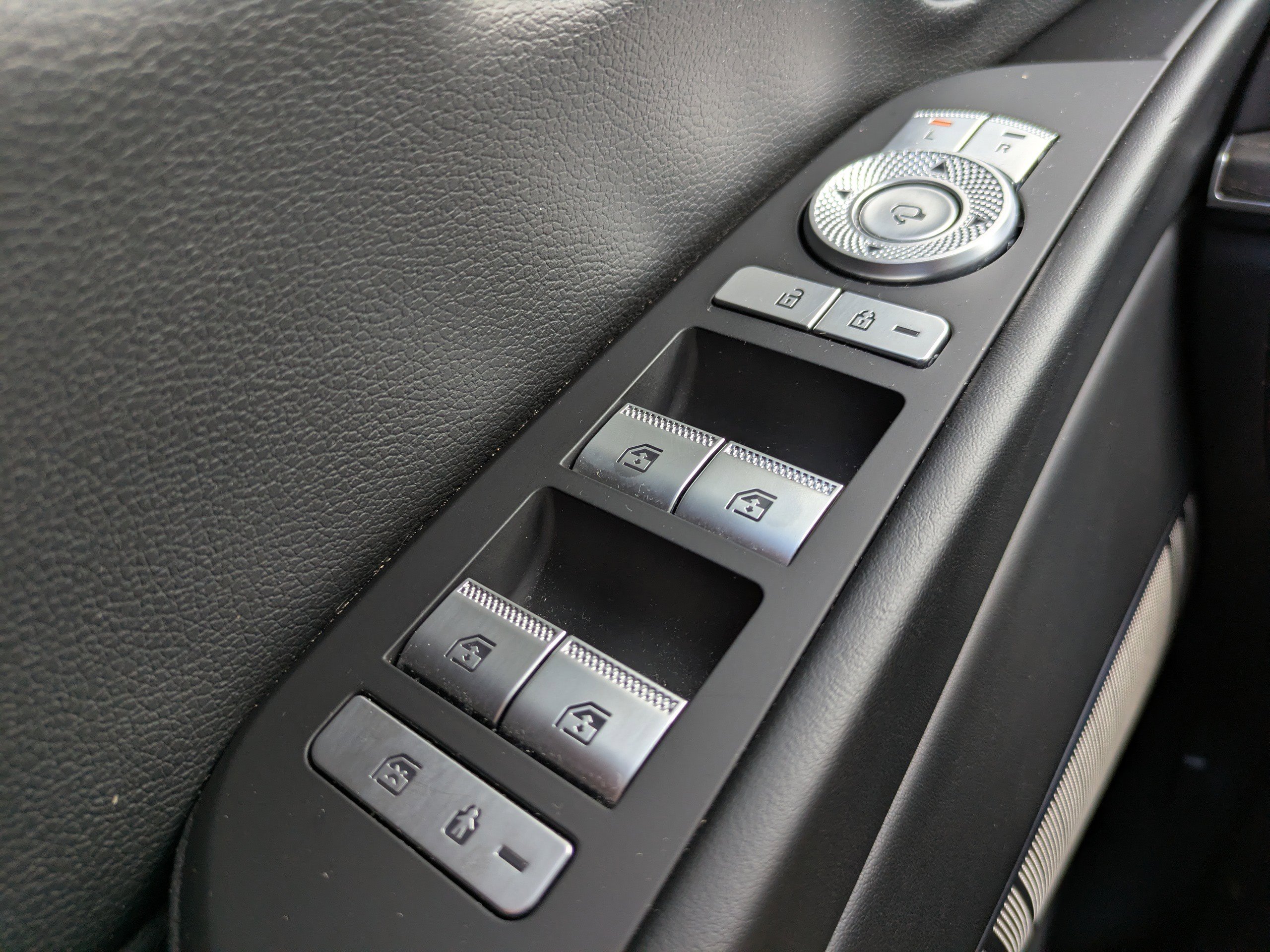 Used 2021 Genesis G80 2.5T w/ Advanced Package image 21