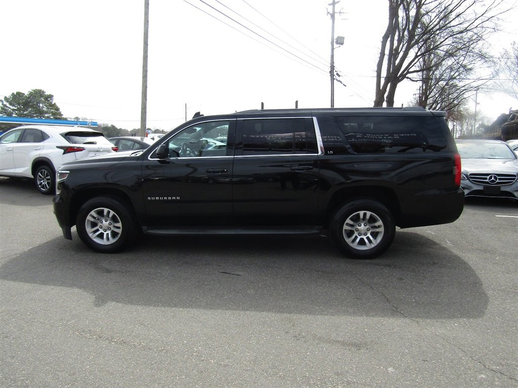Used 2016 Chevrolet Suburban LS AWD/4WD image 4