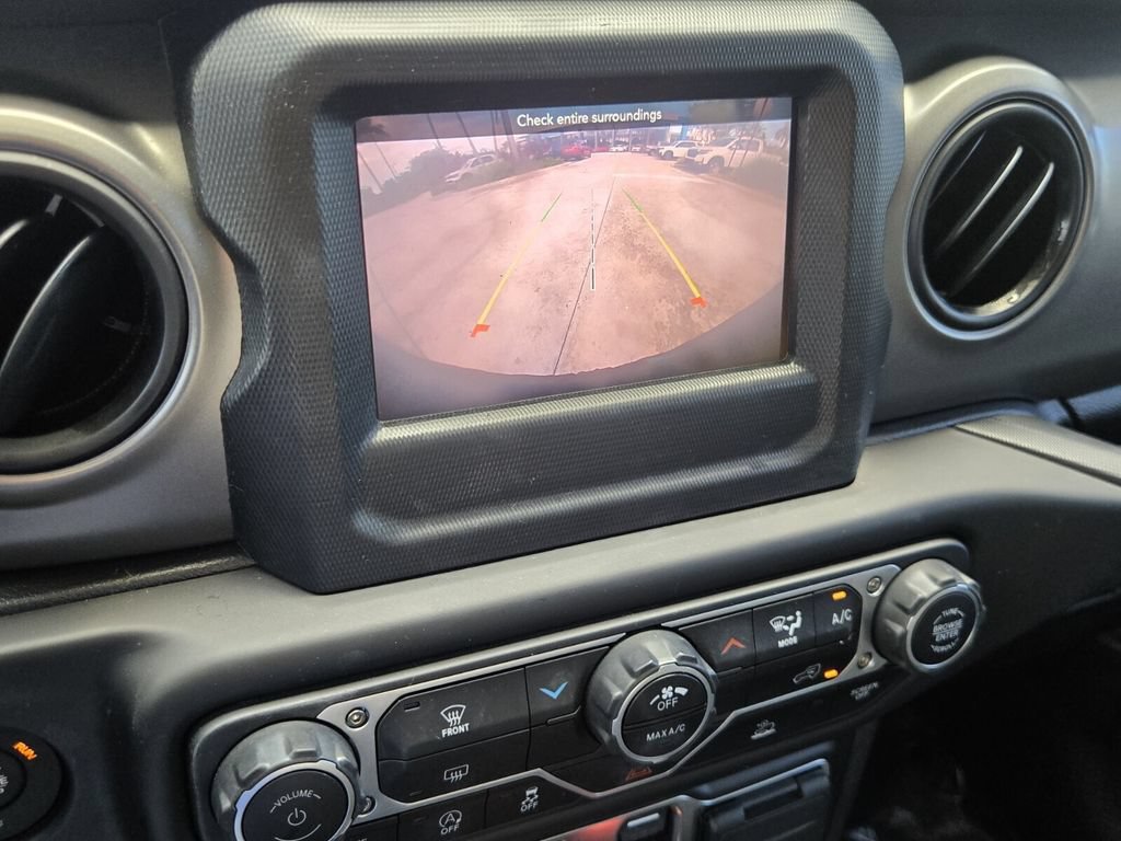 Used 2023 Jeep Wrangler Unlimited Sport AWD/4WD image 22