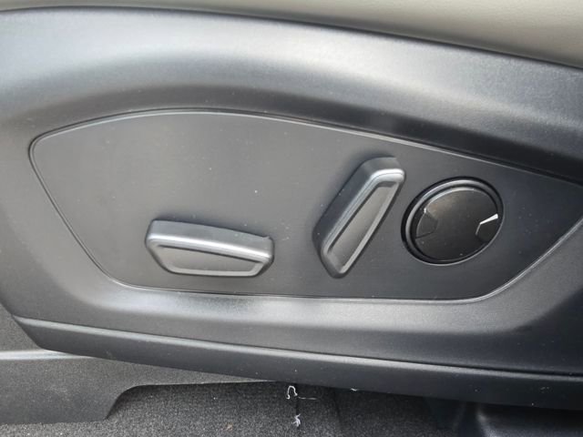 New 2026 Ford Explorer Active w/ Active Comfort Package image 19