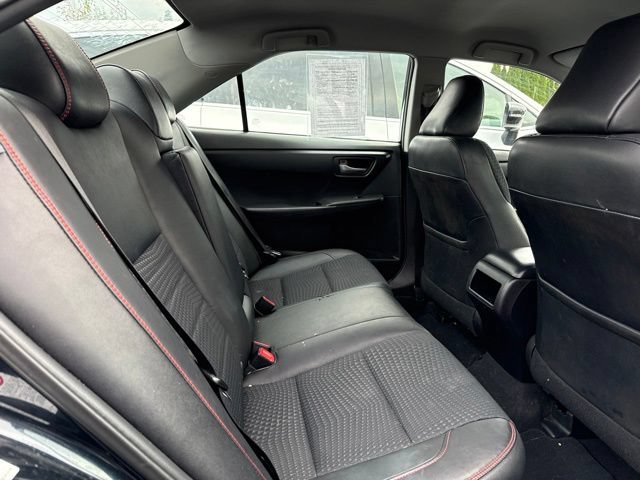 Used 2015 Toyota Camry SE FWD image 13