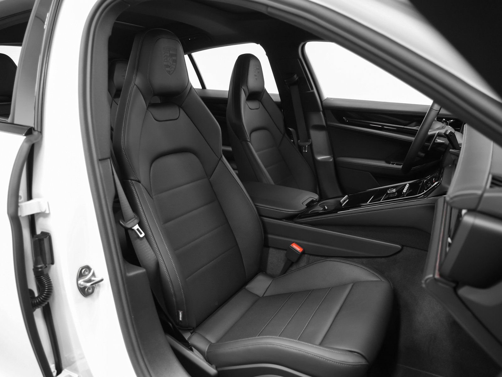 Certified 2026 Porsche Panamera 4 AWD/4WD image 24