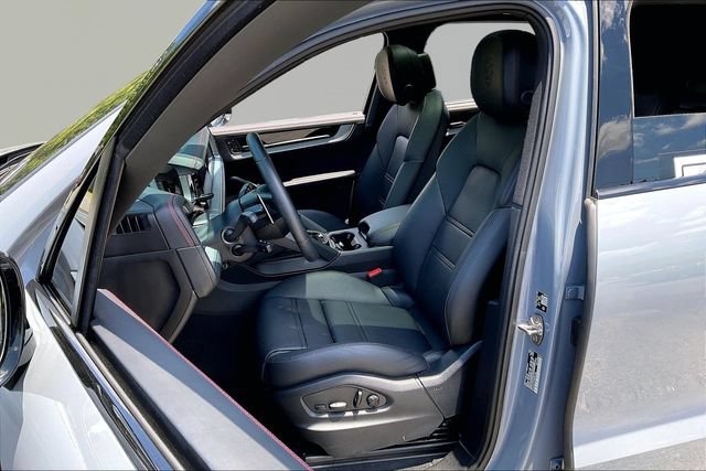 Used 2026 Porsche Cayenne S AWD/4WD image 15