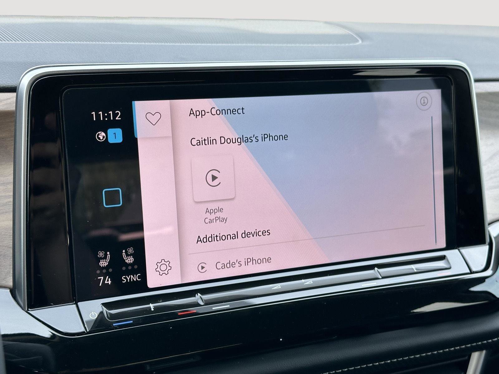 Used 2024 Volkswagen Atlas SE image 12