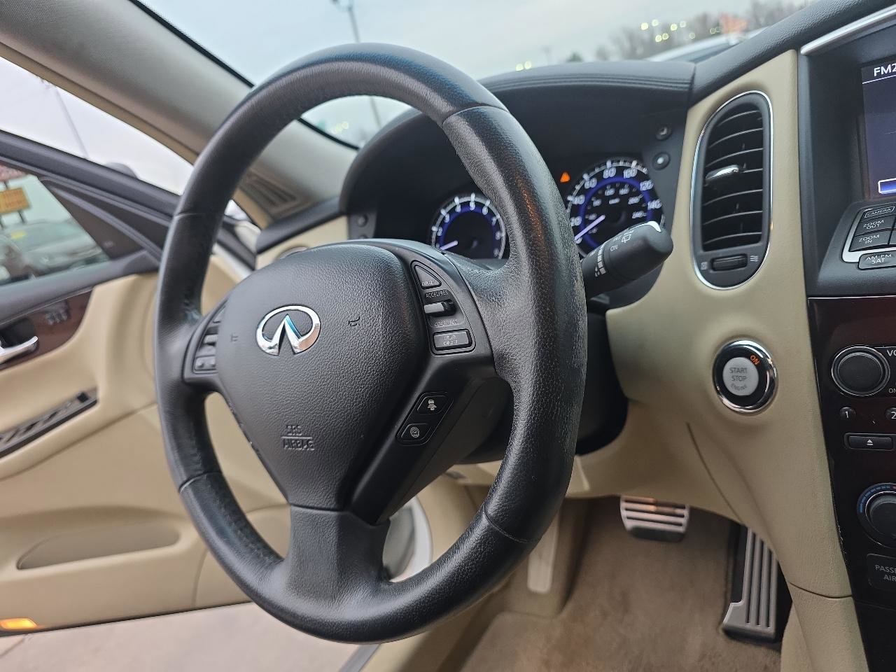 Used 2016 INFINITI QX50 AWD w/ Technology Package image 13