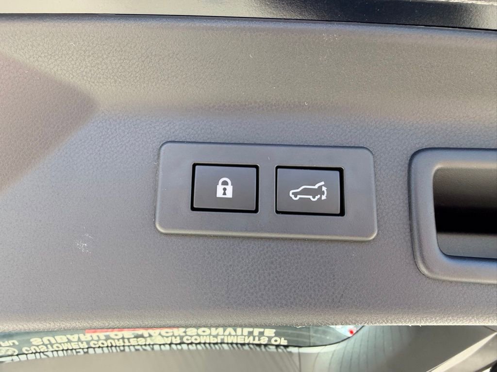 Used 2025 Subaru Forester Sport w/ Popular Package #2 image 8