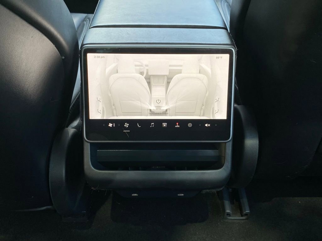 Used 2024 Tesla Model 3 Standard Range image 19