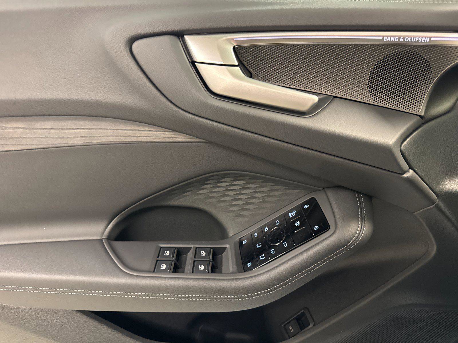 Used 2025 Audi A5 2.0T Premium Plus w/ Premium Plus image 11