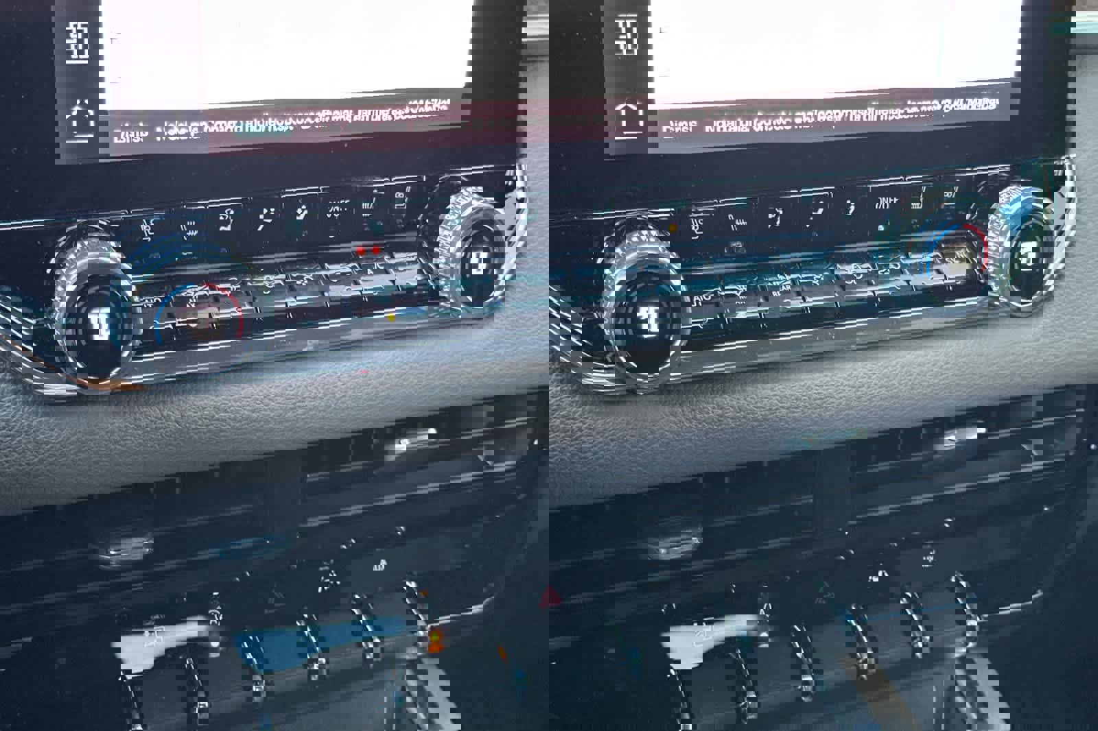 Used 2024 GMC Canyon Denali image 22