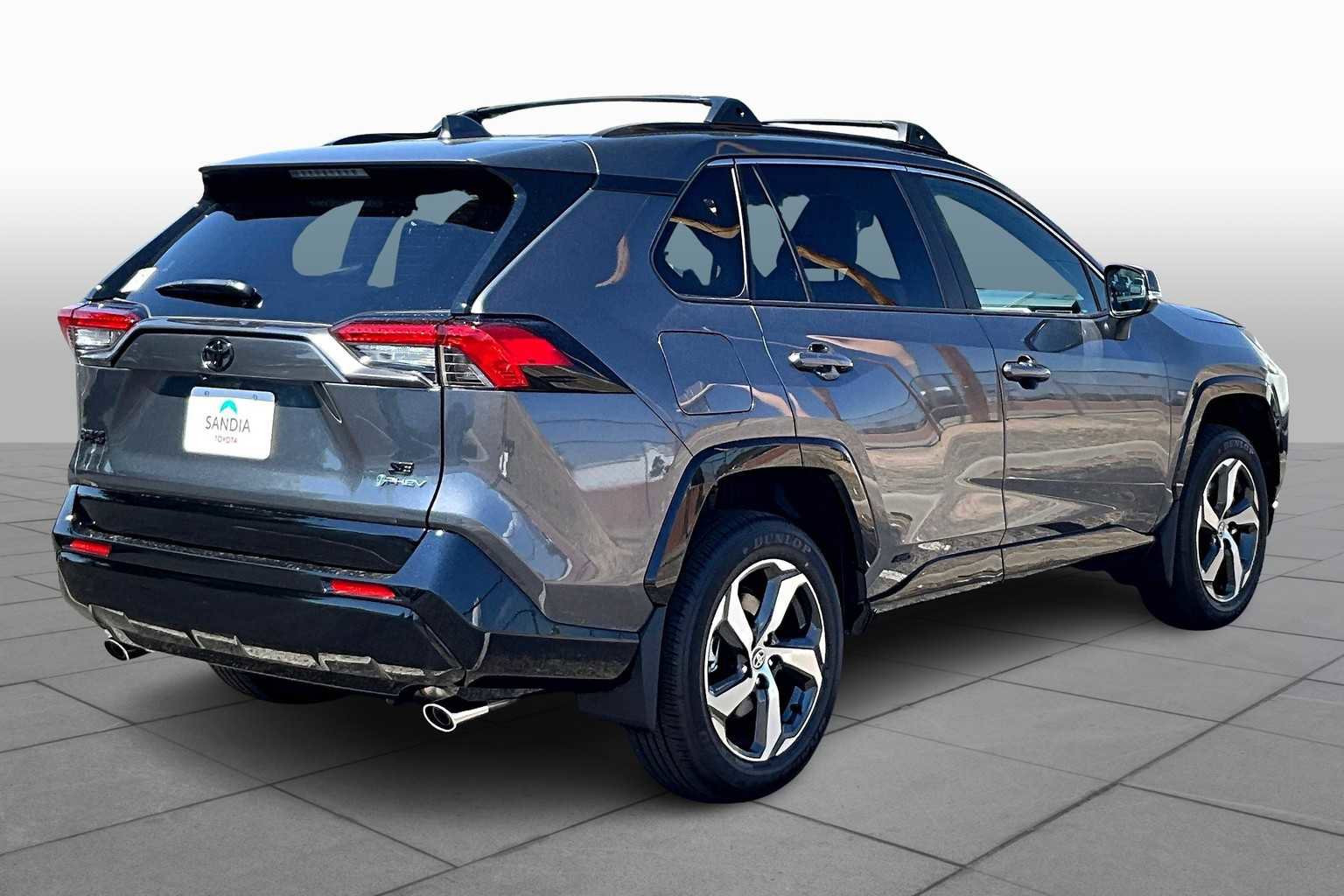 Certified 2025 Toyota RAV4 SE image 11