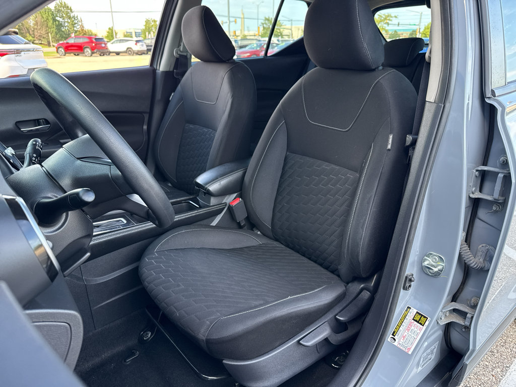 Used 2021 Nissan Kicks SV FWD image 11