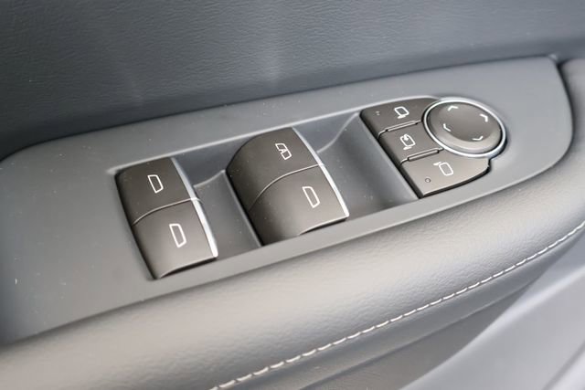 New 2026 Buick Enclave Avenir FWD image 12