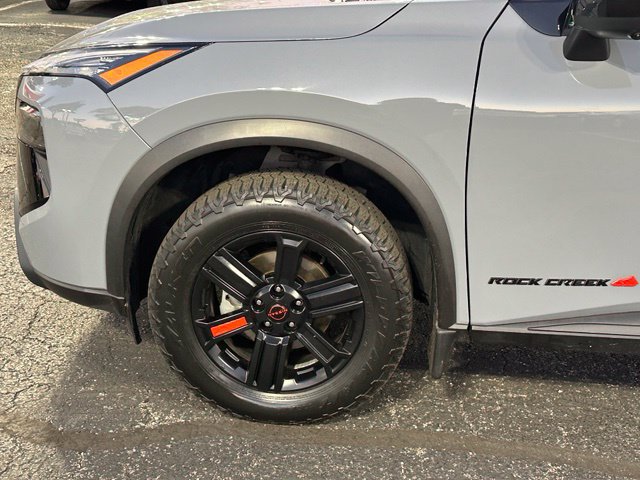 Certified 2025 Nissan Rogue SV AWD/4WD image 8