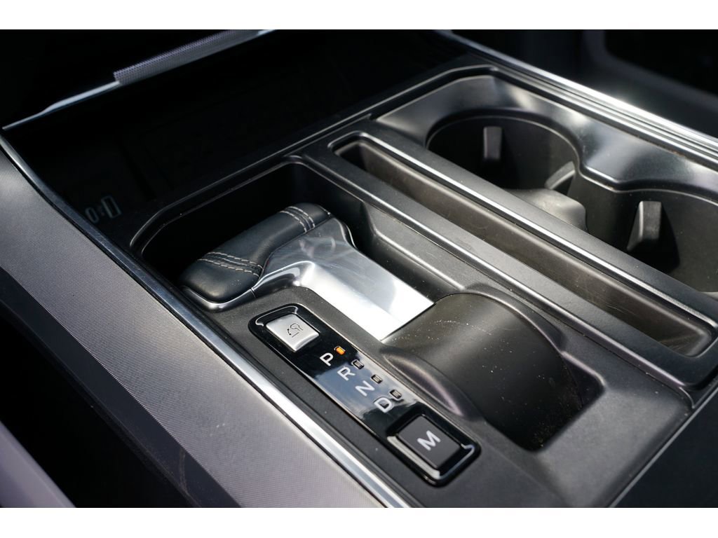 Used 2023 Ford F150 Limited image 29