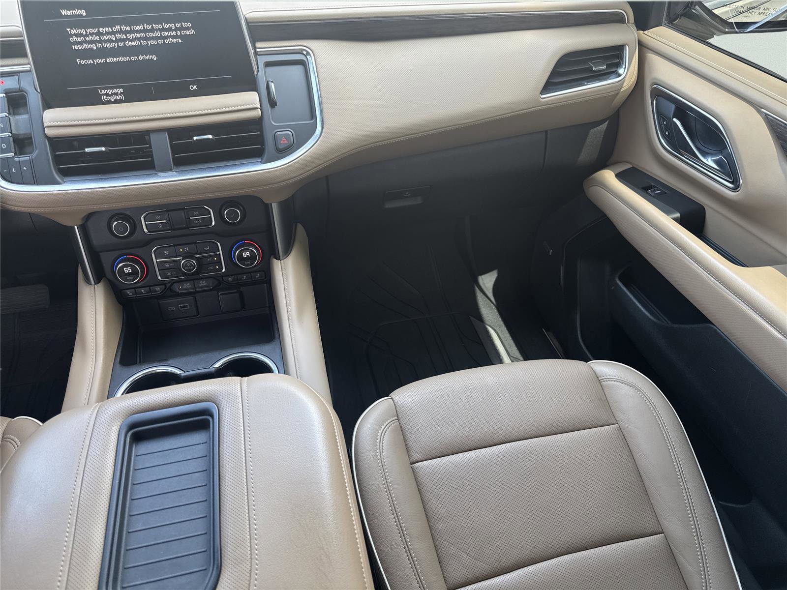 Used 2021 Chevrolet Tahoe Premier AWD/4WD image 19