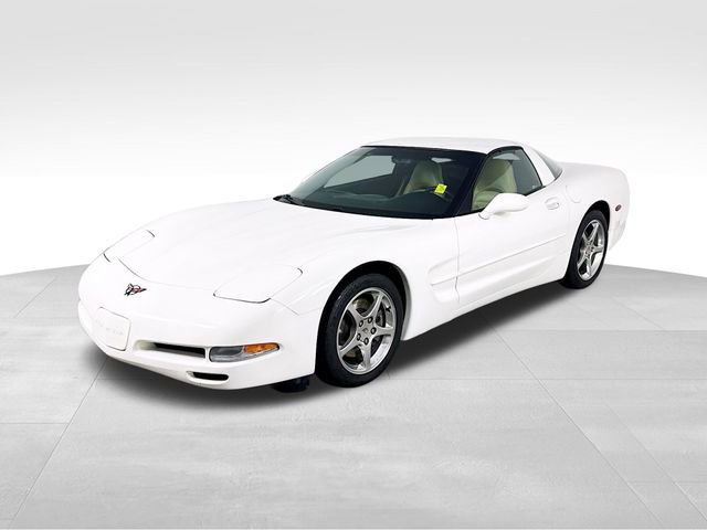 Used 2001 Chevrolet Corvette Coupe w/ Preferred Equipment Group1 RWD video 1