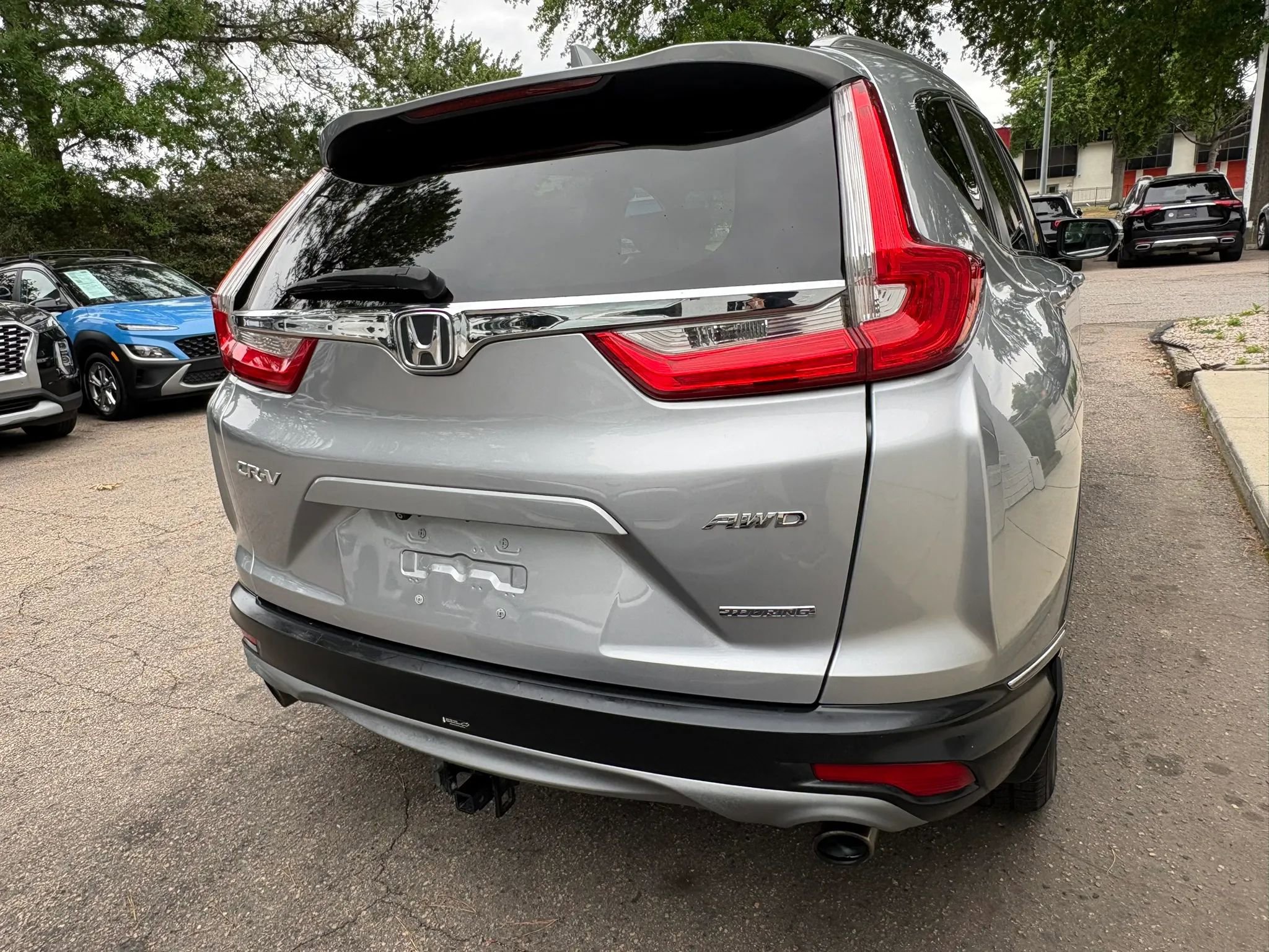 Used 2018 Honda CR-V Touring image 6