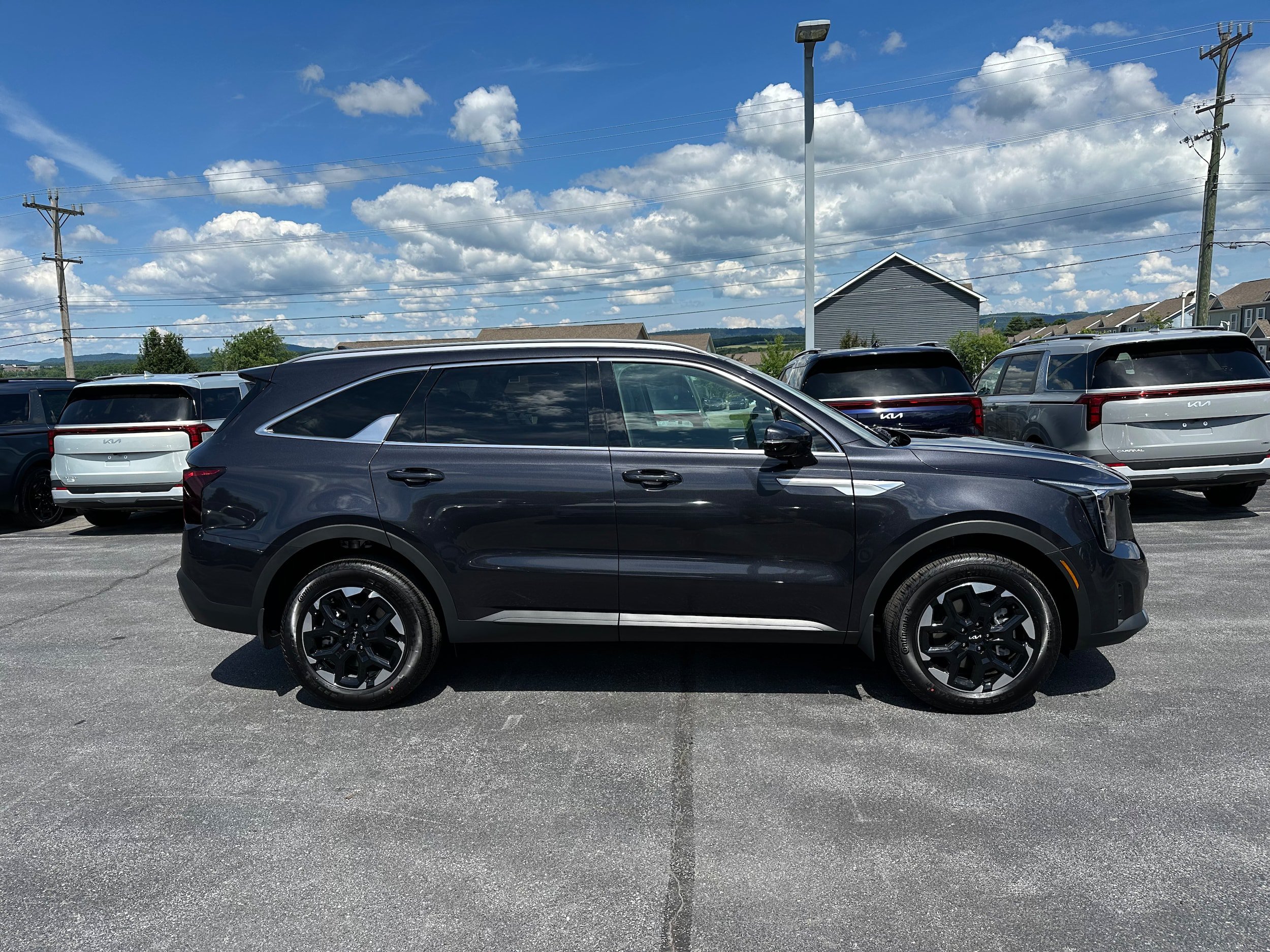 New 2026 Kia Sorento S AWD/4WD image 4