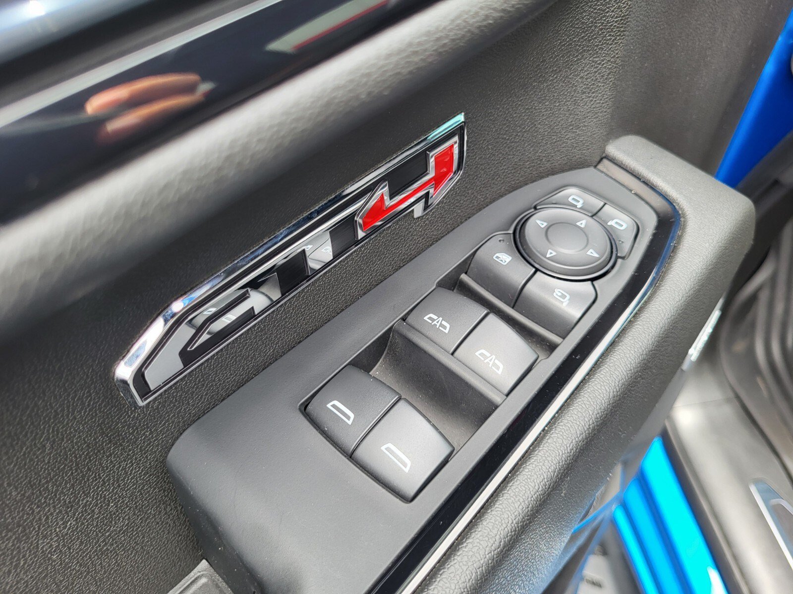 Used 2024 GMC Sierra 1500 AT4 w/ Technology Package AWD/4WD image 19