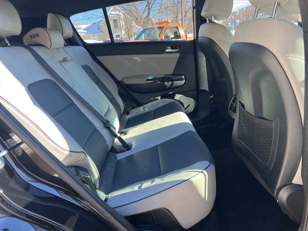 Used 2018 Kia Sportage EX w/ EX Sport Appearance Package image 22