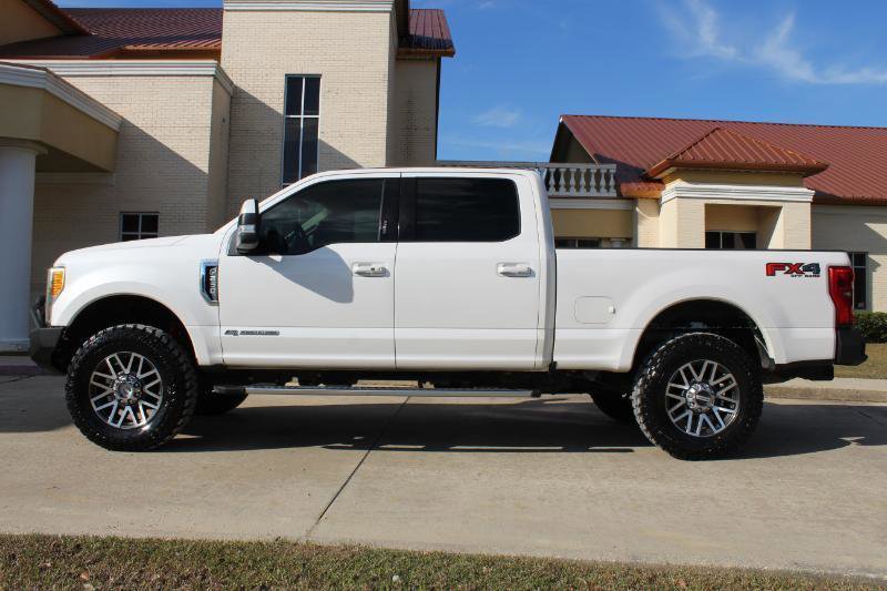 Used 2017 Ford F250 Lariat w/ Lariat Ultimate Package image 11