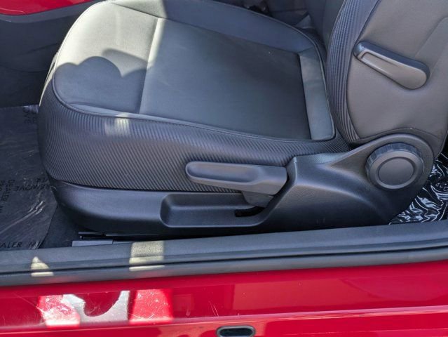 Used 2018 Volkswagen Beetle 2.0T SE image 17