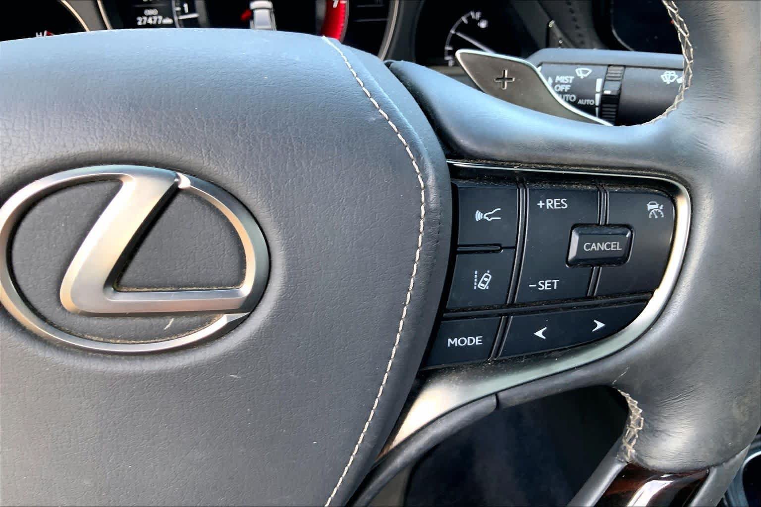 Certified 2022 Lexus LS 500 AWD w/ Interior Upgrade Package image 25